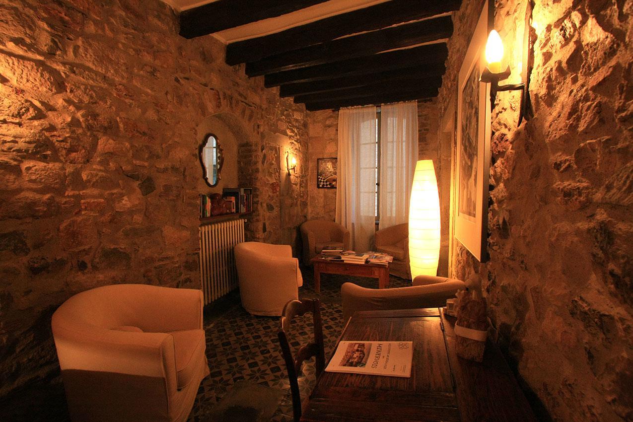 Hotel Restaurant D'Alibert Caunes-Minervois 外观 照片