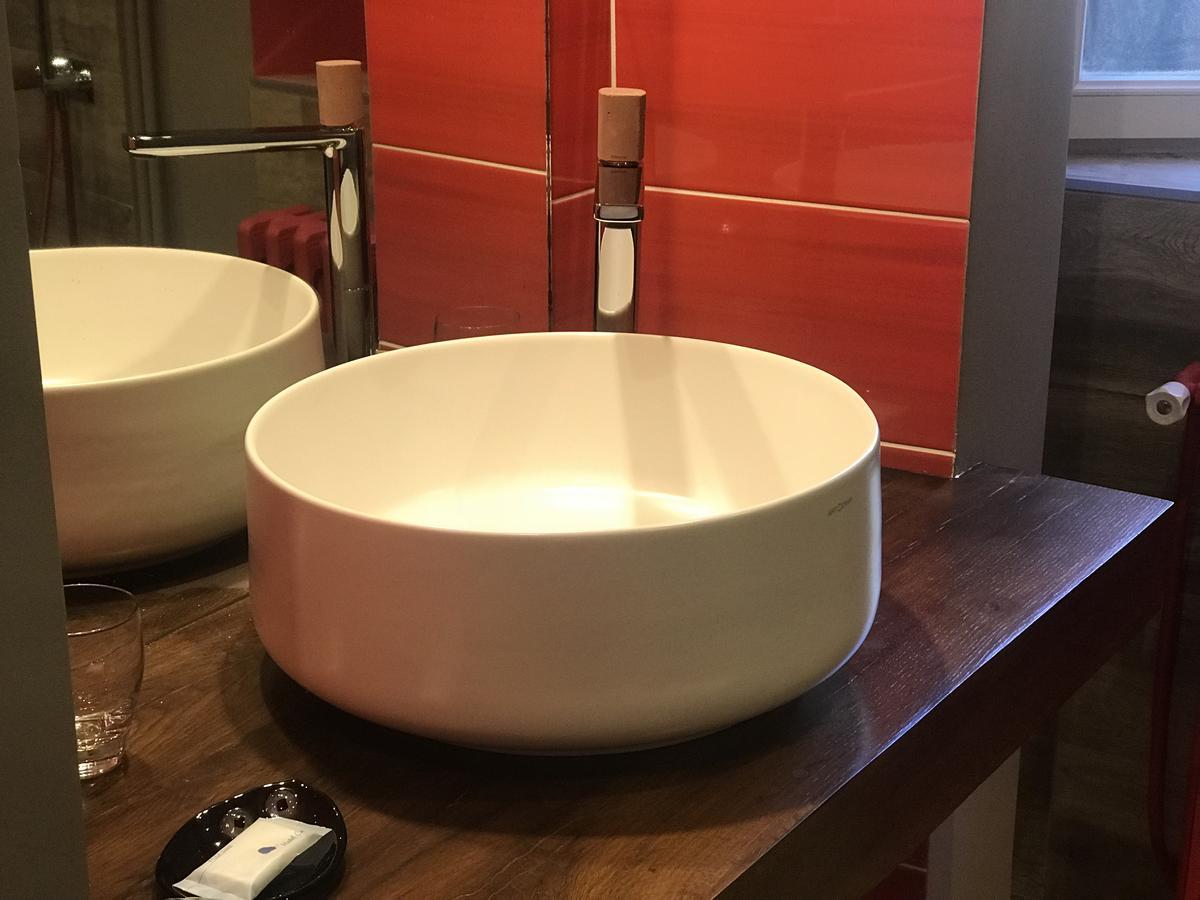 Hotel Restaurant D'Alibert Caunes-Minervois 外观 照片