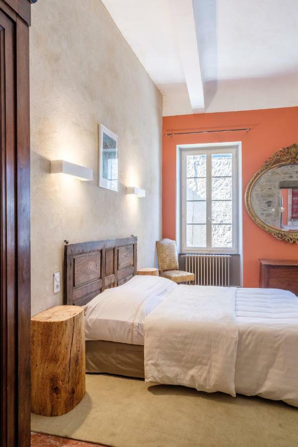 Hotel Restaurant D'Alibert Caunes-Minervois 外观 照片